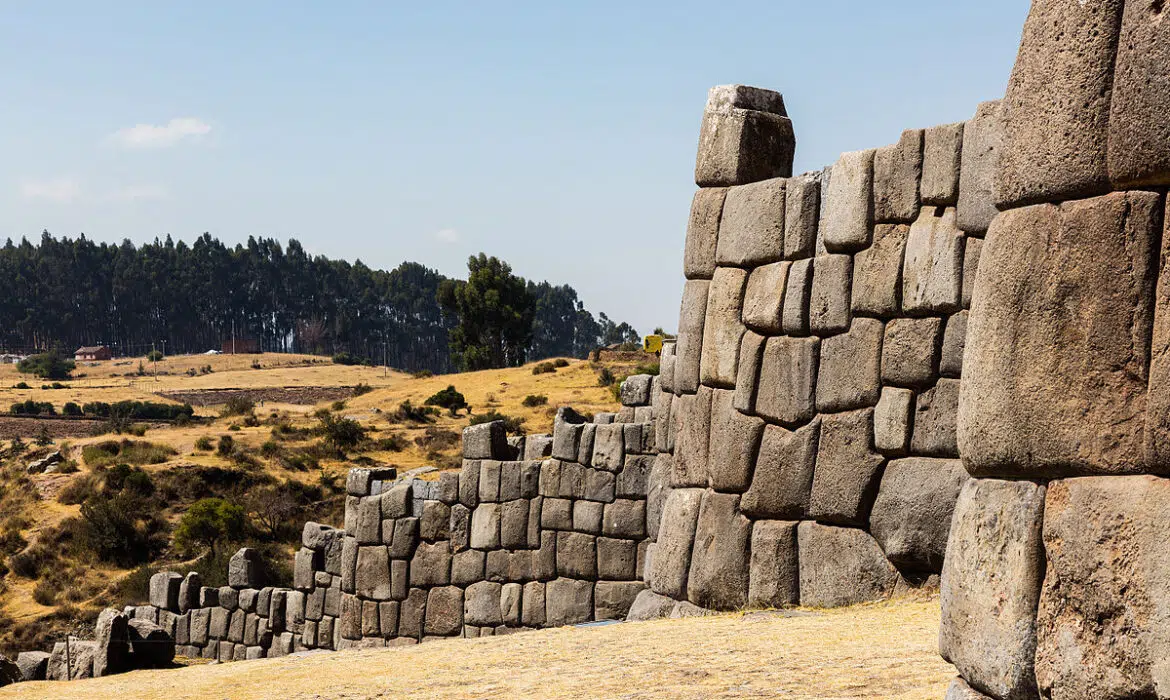 Découvrez le site archéologique péruvien de Sacsayhuaman