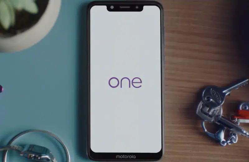 Motorola One au meilleur prix et avec des écouteurs gratuits en Vodafone