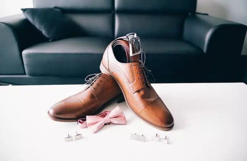 Comment assortir chaussures et robe pour une tenue harmonieuse