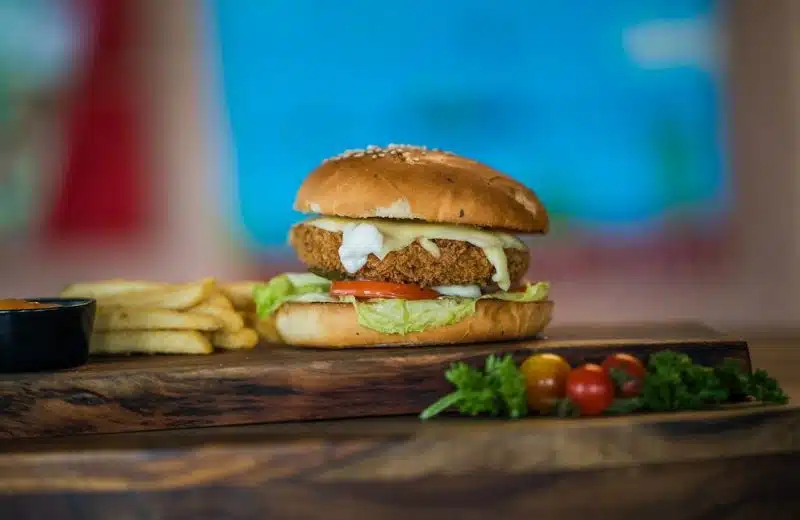 Franchise fast food végétarienne : la solution idéale pour les amateurs de burgers sans viande