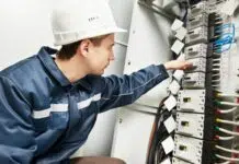 Électricien de maintenance : en quoi consiste son travail ?