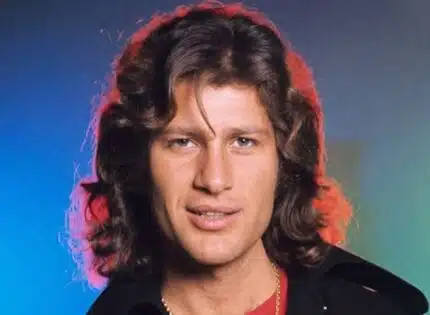 Mike Brant : Comment est-il mort, à seulement 28 ans ?