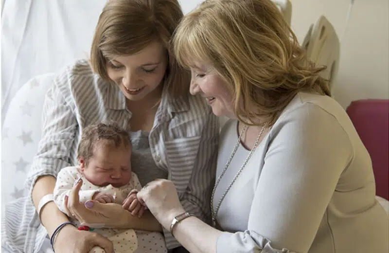 Quels matériels apporter à votre mère pour la garde du bébé ?