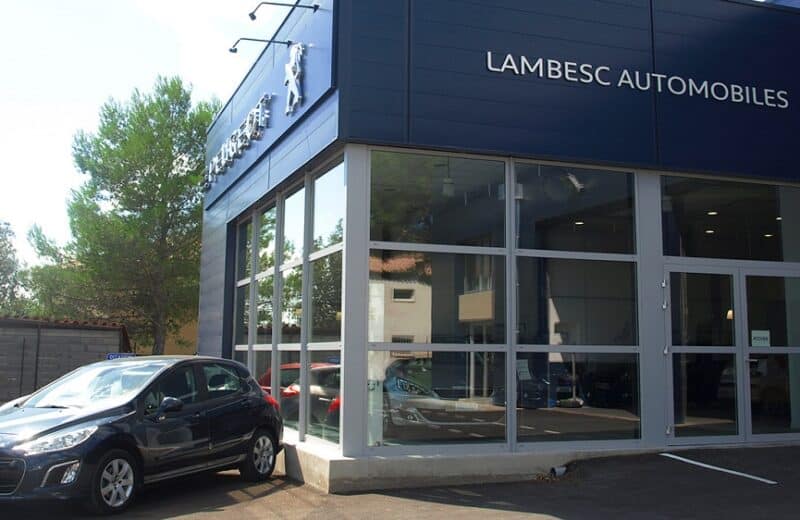 Faire affaire avec un garage Peugeot à Lambesc