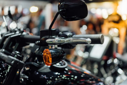 L’évolution des roadsters : de la machine brute à l’icône sportive moderne !