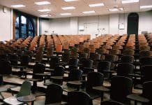 Comment choisir une salle pour un événement professionnel ?